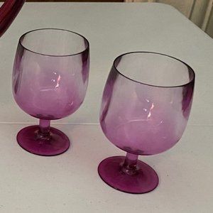 NEW - Acrylic Pitcher + 2 Short-Stem Wine Glasses + 2 Free Extras